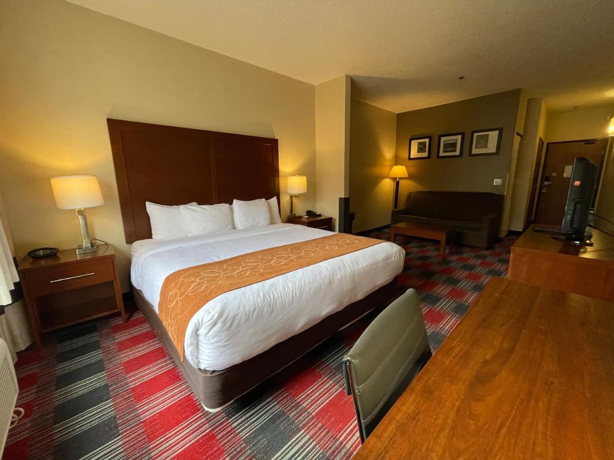 Comfort Suites Near Vancouver Mall Zewnętrze zdjęcie