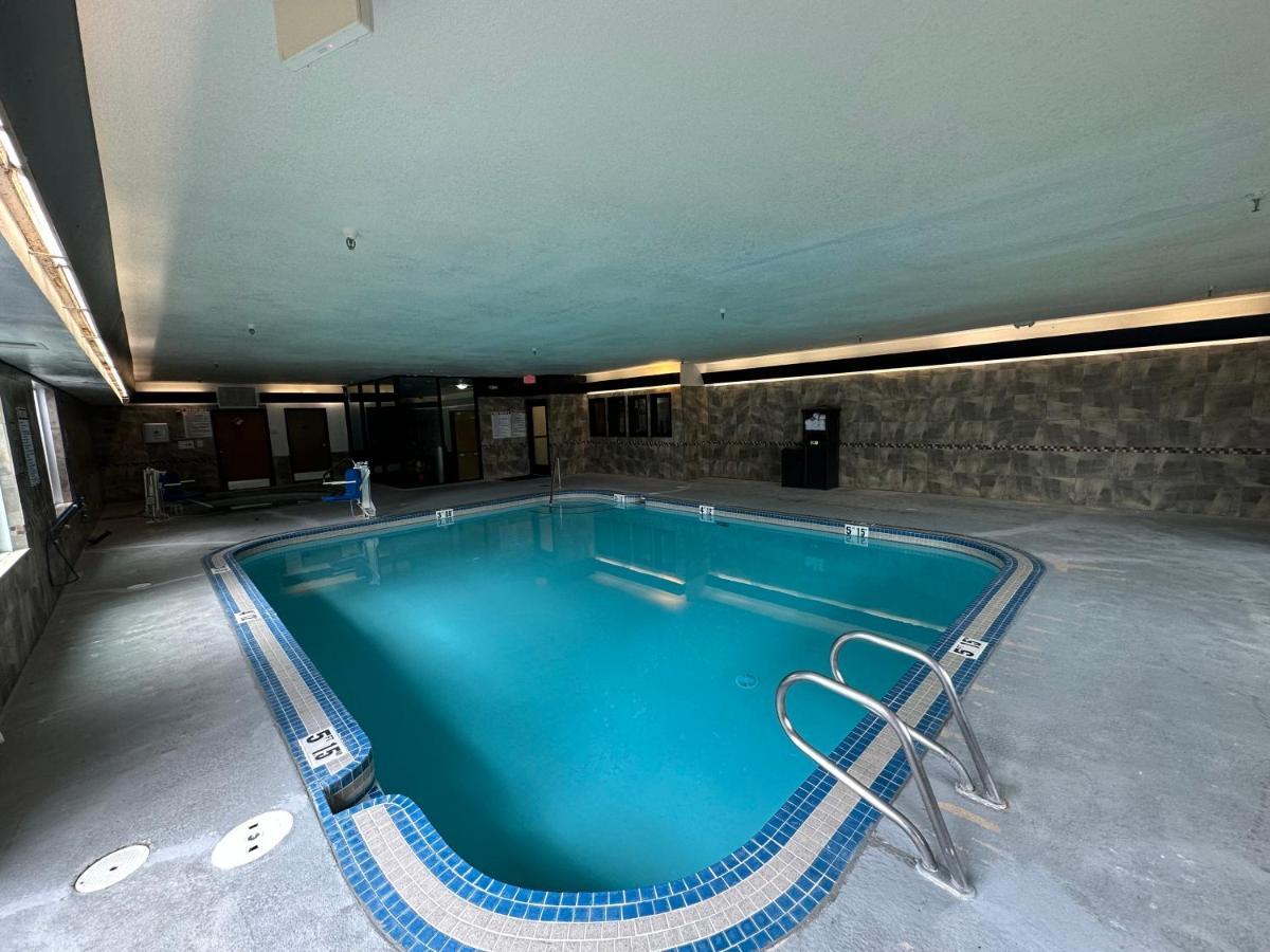 Comfort Suites Near Vancouver Mall Zewnętrze zdjęcie