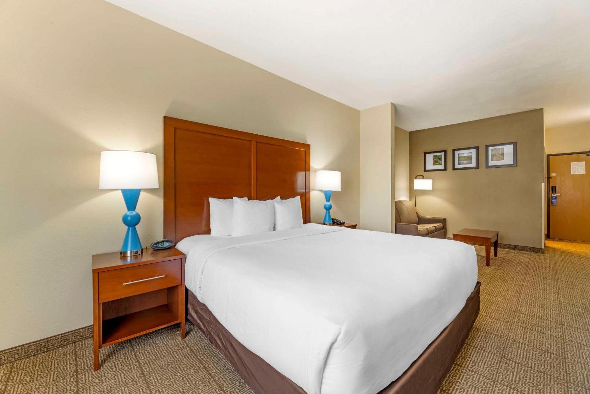 Comfort Suites Near Vancouver Mall Zewnętrze zdjęcie