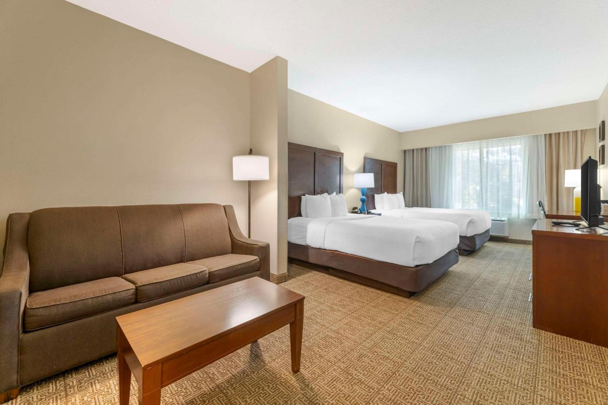 Comfort Suites Near Vancouver Mall Zewnętrze zdjęcie