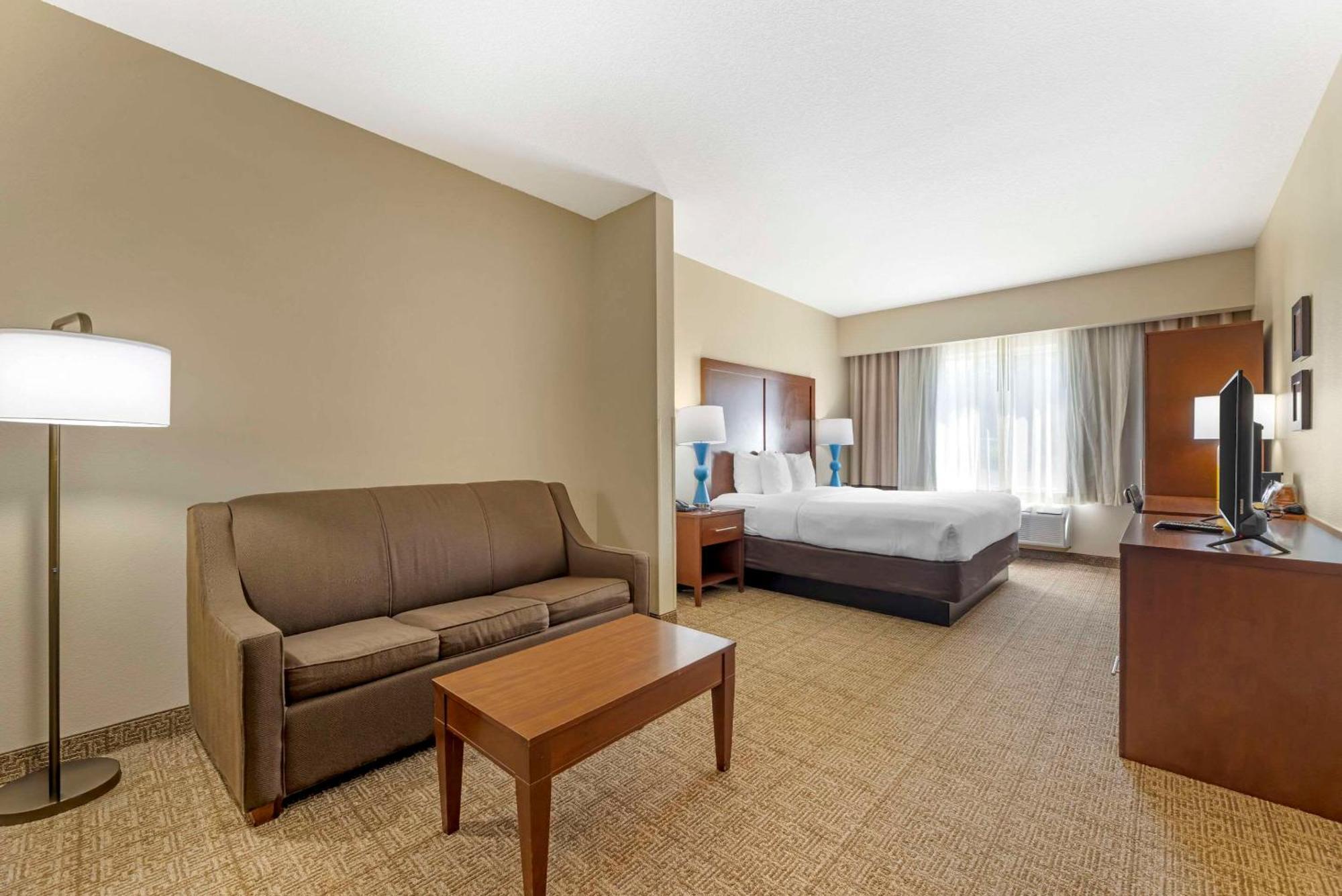 Comfort Suites Near Vancouver Mall Zewnętrze zdjęcie