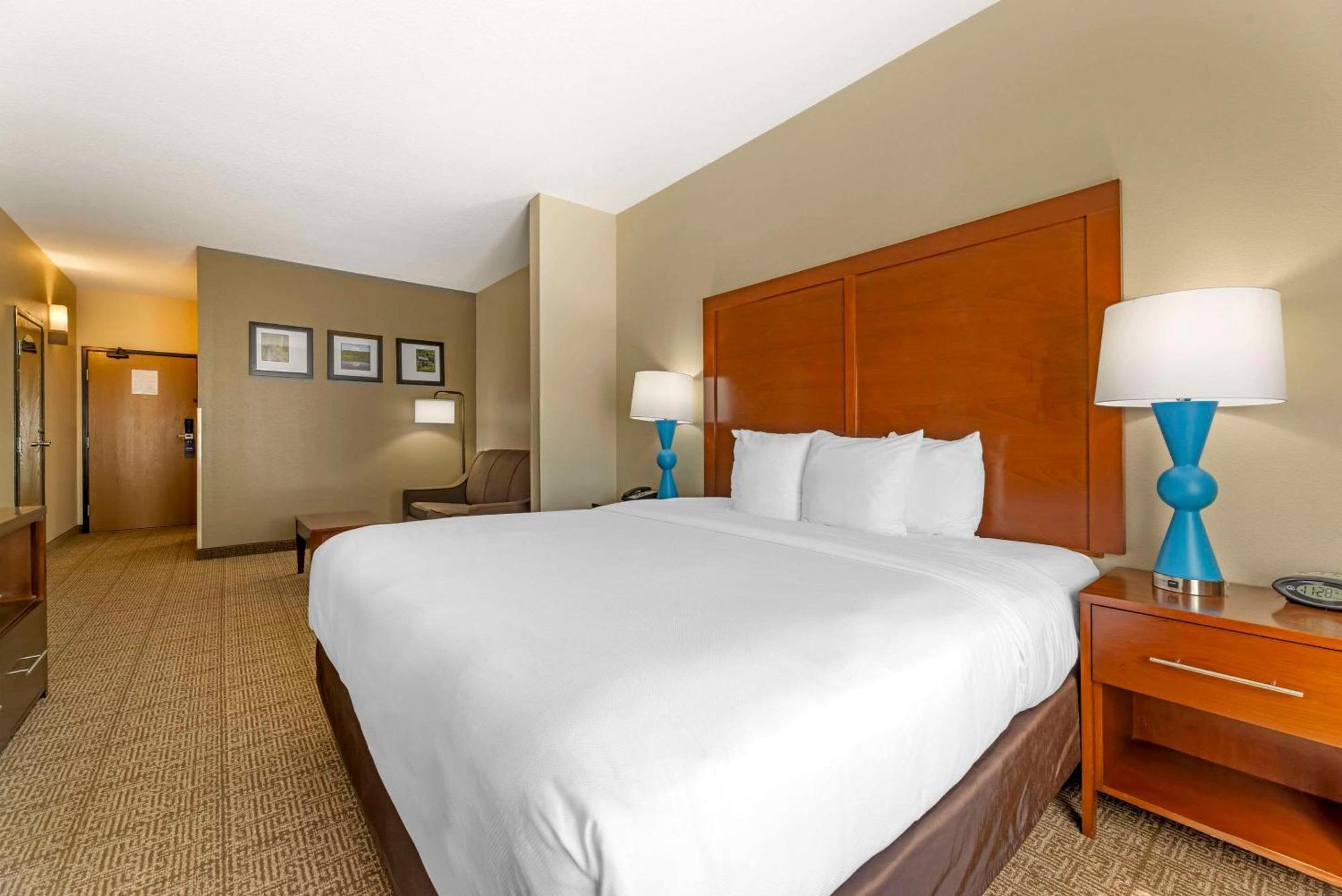 Comfort Suites Near Vancouver Mall Zewnętrze zdjęcie