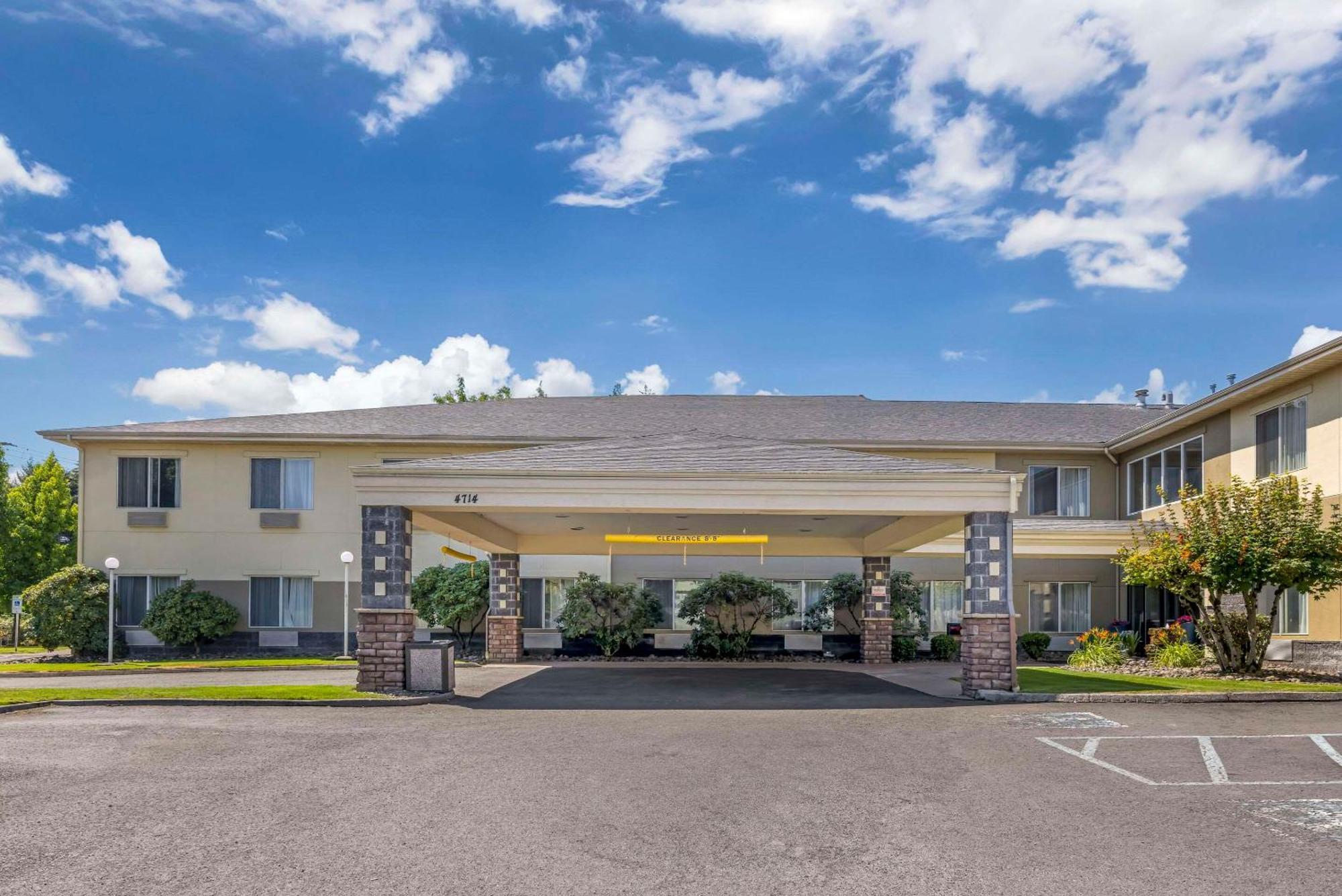 Comfort Suites Near Vancouver Mall Zewnętrze zdjęcie