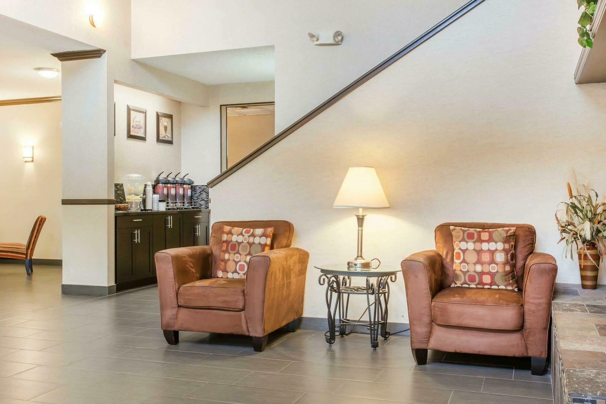 Comfort Suites Near Vancouver Mall Zewnętrze zdjęcie